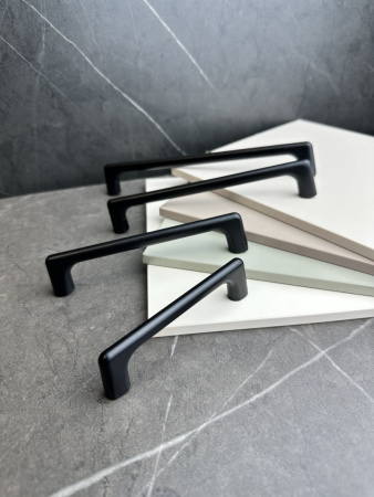 Ручка-скоба 586- 160, чёрный матовый