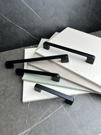 Ручка-скоба 587- 192, чёрный матовый