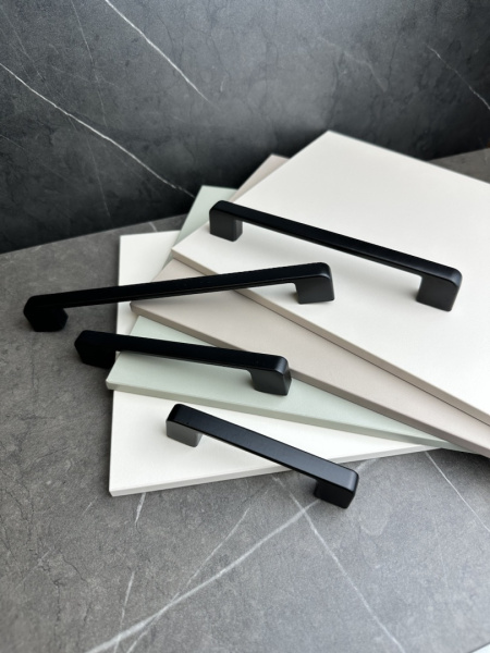 Ручка-скоба 587- 096, чёрный матовый